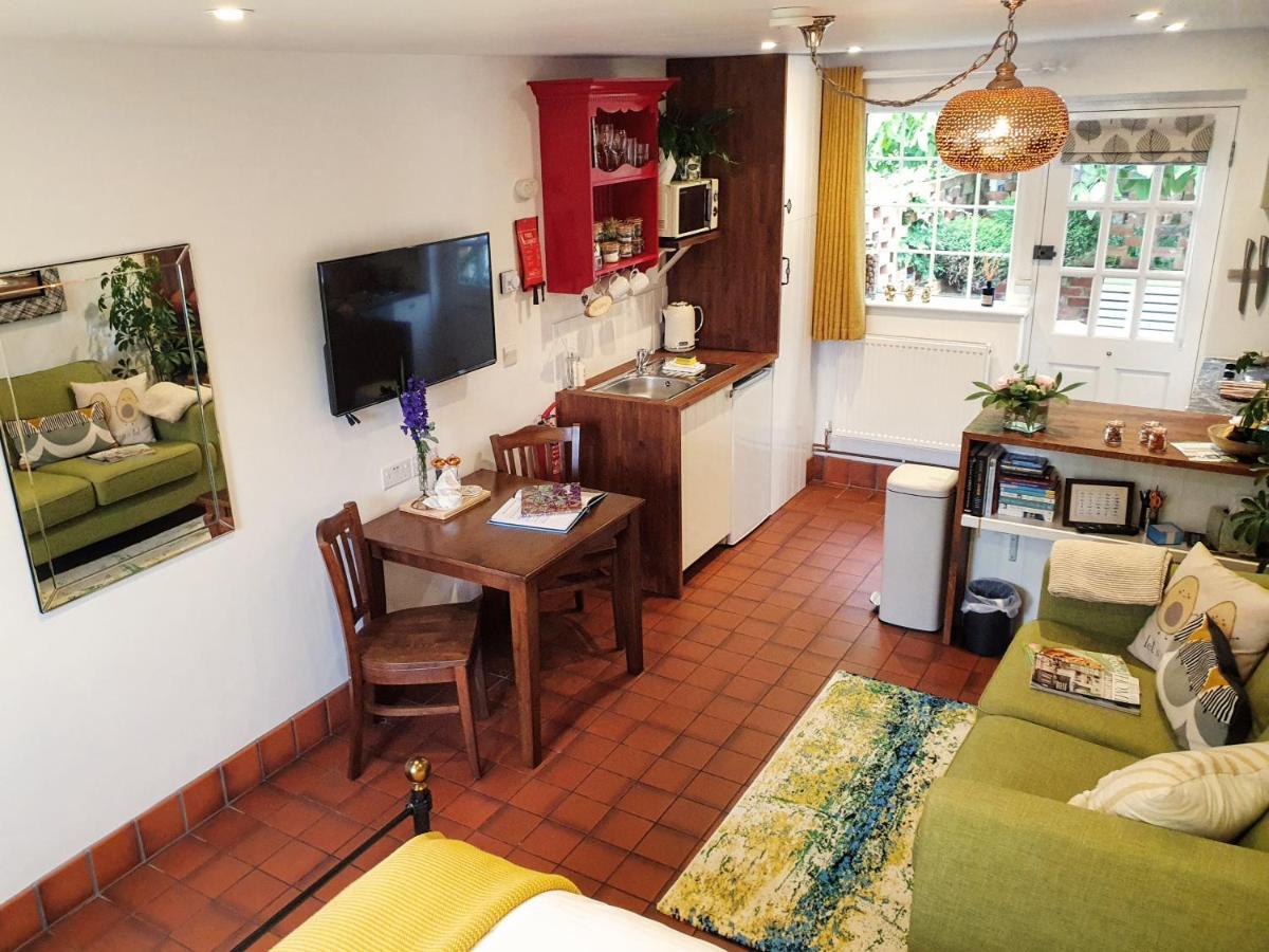 The Walnut, Meopham - A Private Retreat Rural Location Villa Exteriör bild