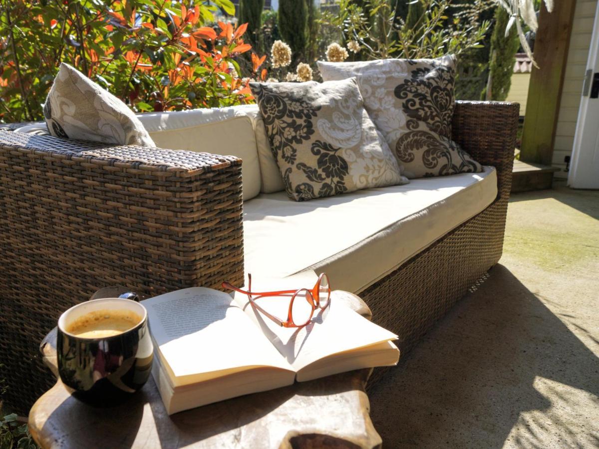 The Walnut, Meopham - A Private Retreat Rural Location Villa Exteriör bild