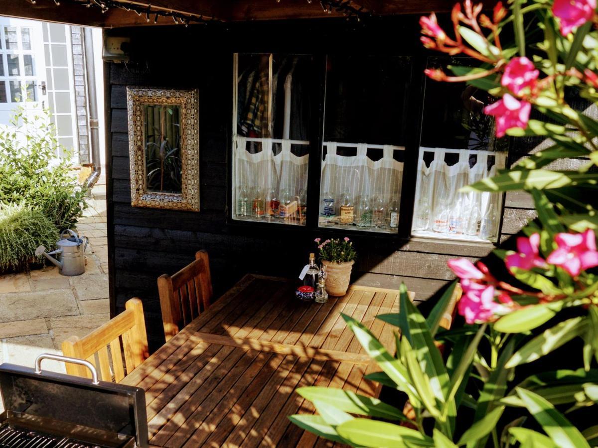 The Walnut, Meopham - A Private Retreat Rural Location Villa Exteriör bild
